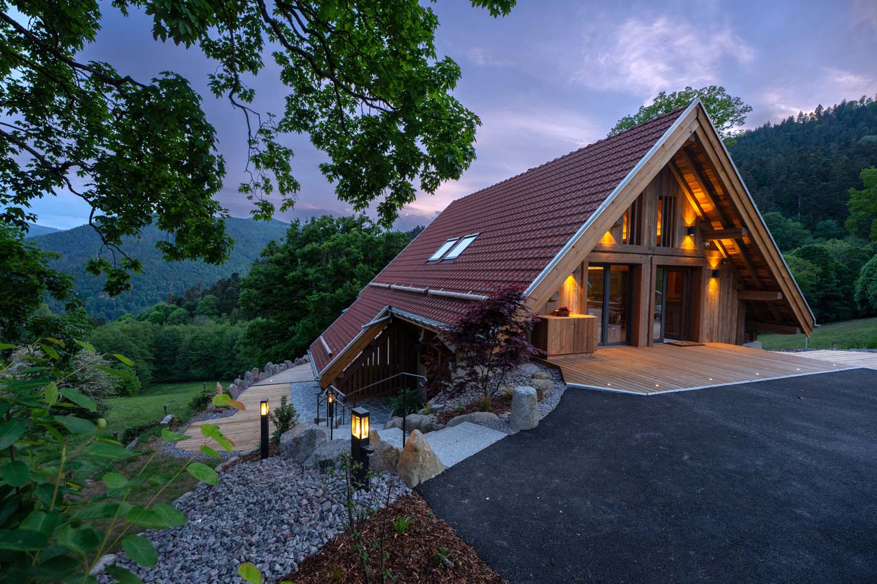 CHALET-ESCALIER-SOIR